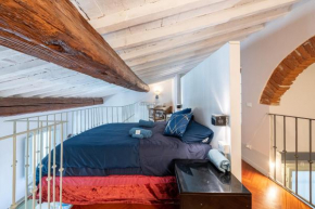 5 minutes from Santa Maria Novella Free Wifi, Florence